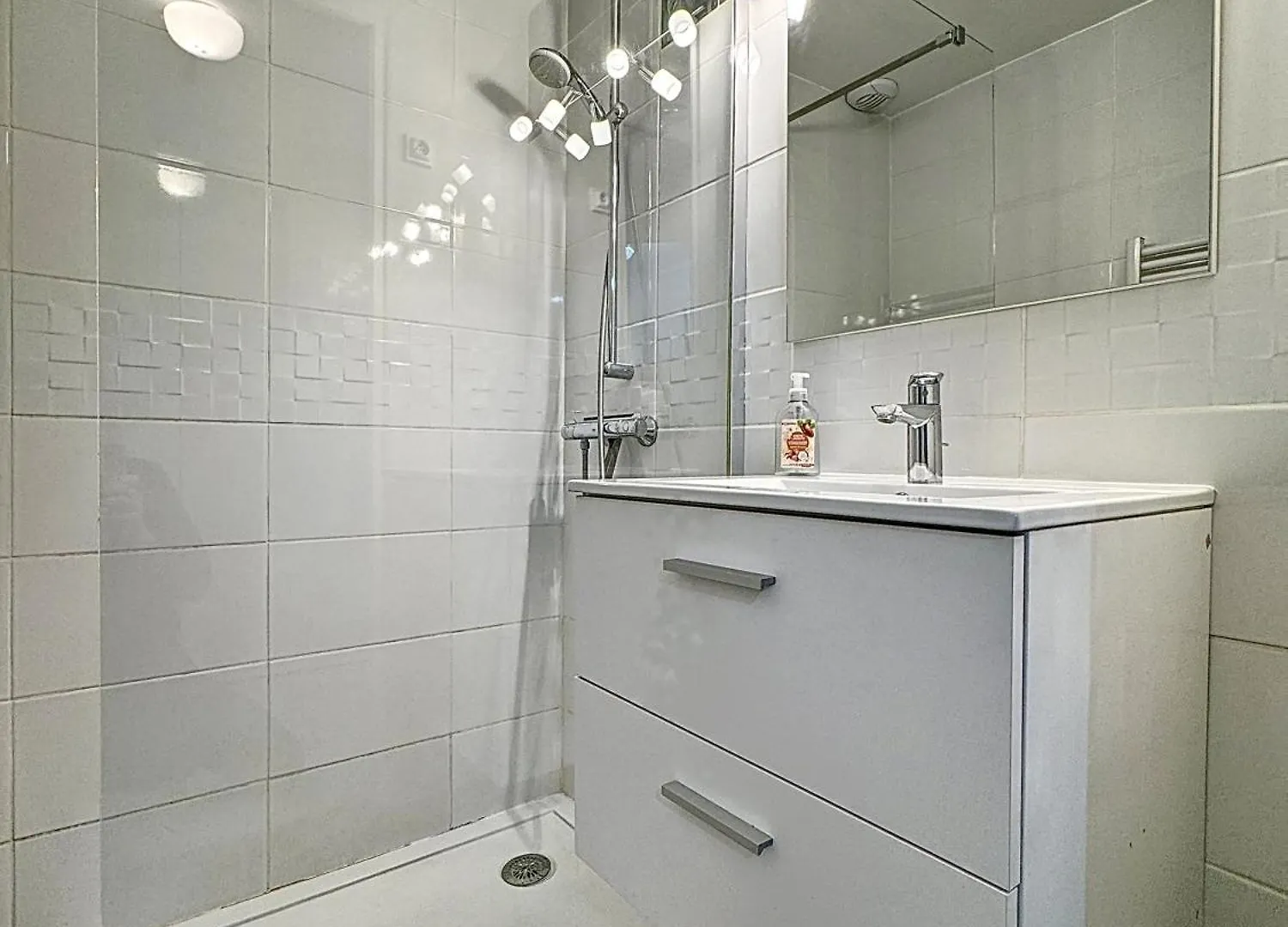 T2 Lumineux Hypercentre Apartment Millau