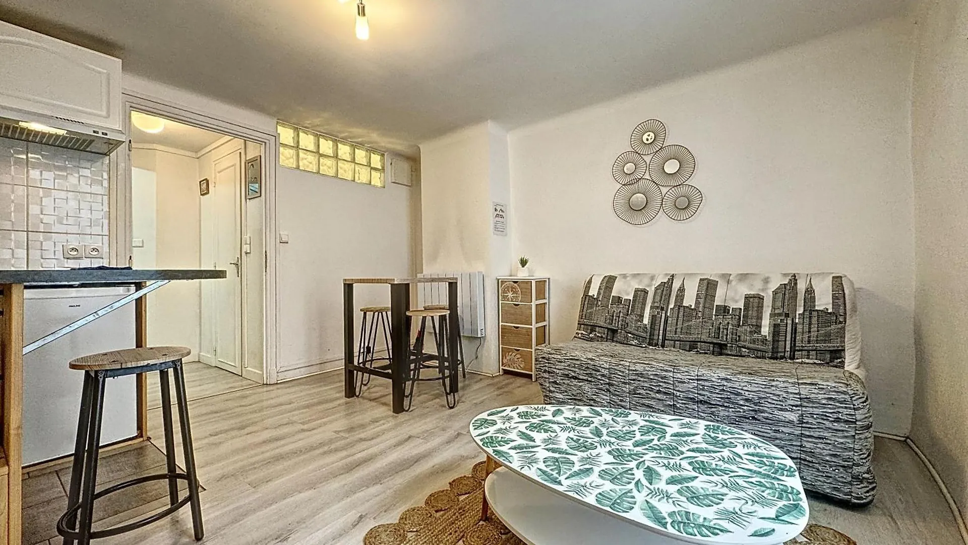 T2 Lumineux Hypercentre Apartment Millau France
