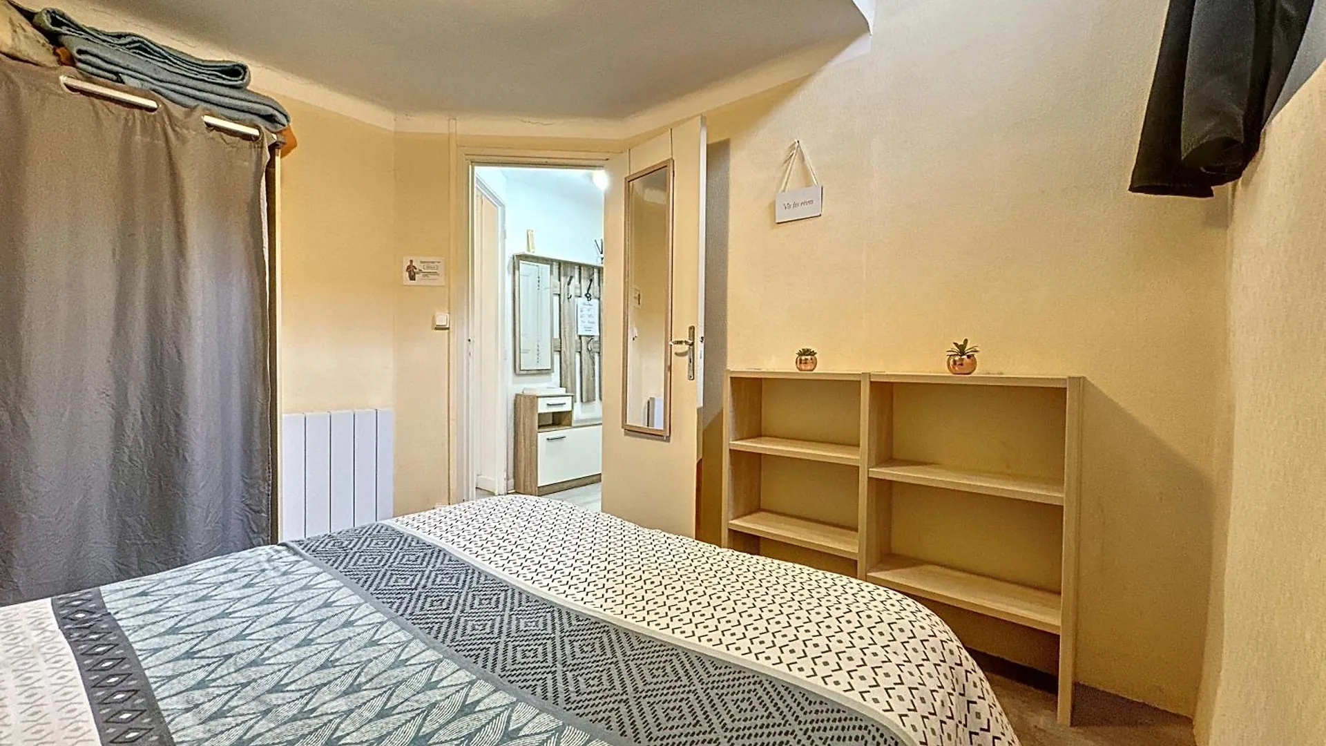T2 Lumineux Hypercentre Apartment Millau 0*,  France