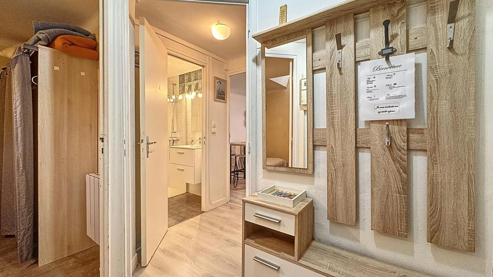T2 Lumineux Hypercentre Apartment Millau France